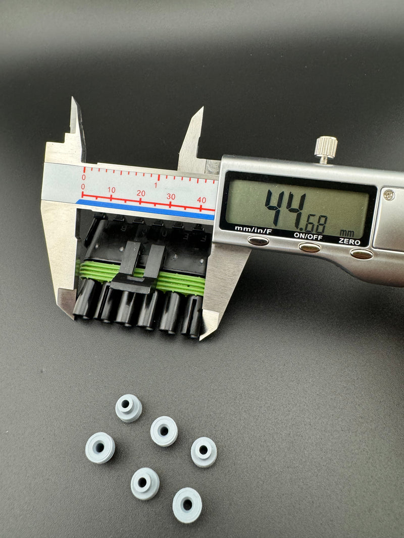 Load image into Gallery viewer, 6 circuit Rv connector
